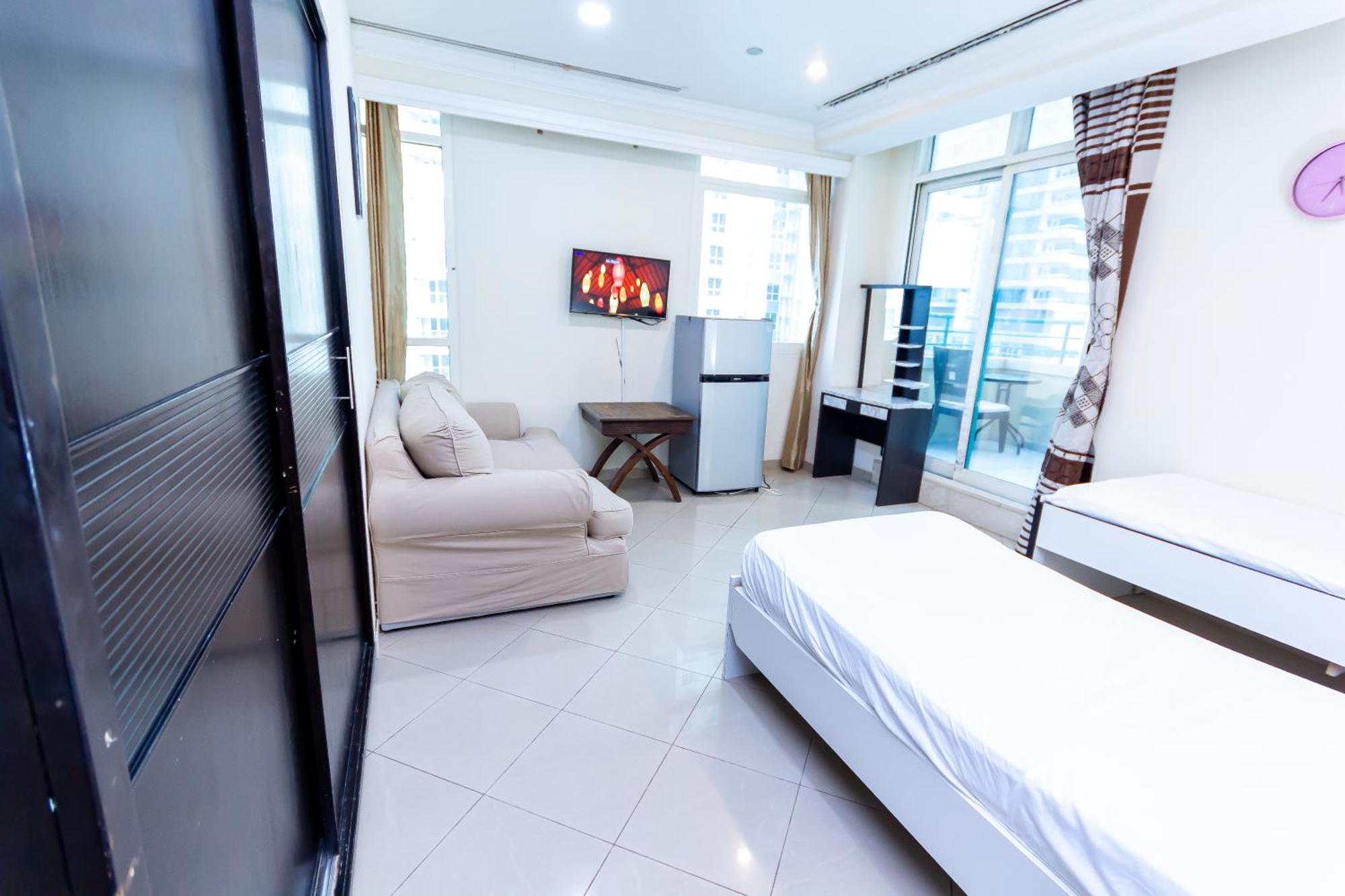 Big Rooms For ' Girls ' Only At Dubai, Marina Esterno foto